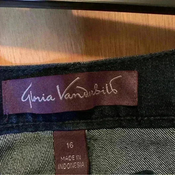 Gloria Vanderbilt Amanda Indigo Straight Leg Jeans Women's 16 - Picture 6 of 16